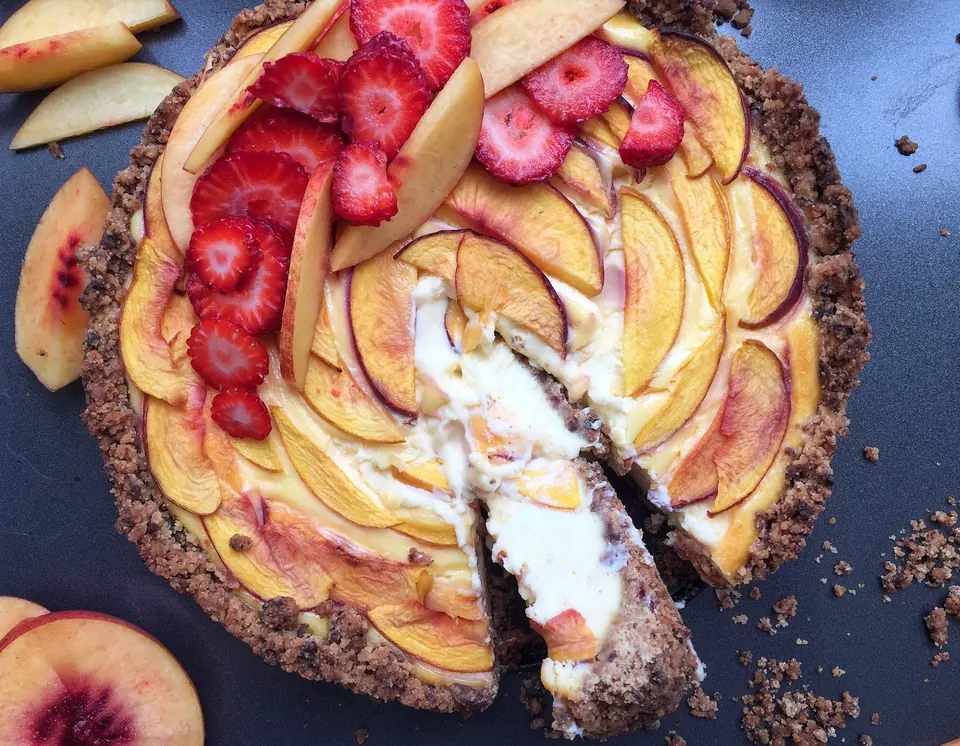 nectarine cheesecake
