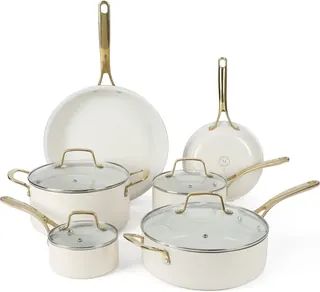 Best Cookware Sets To Give As Christmas Gifts