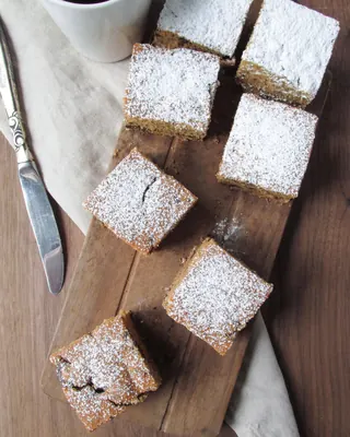 English Breakfast Tea Cake with Chocolate Chunks